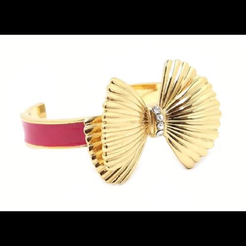 Lilly Pulitzer Shell Cuff Bracelet